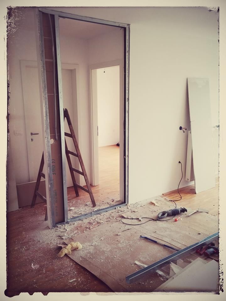 Nekaj stene je padlo ...