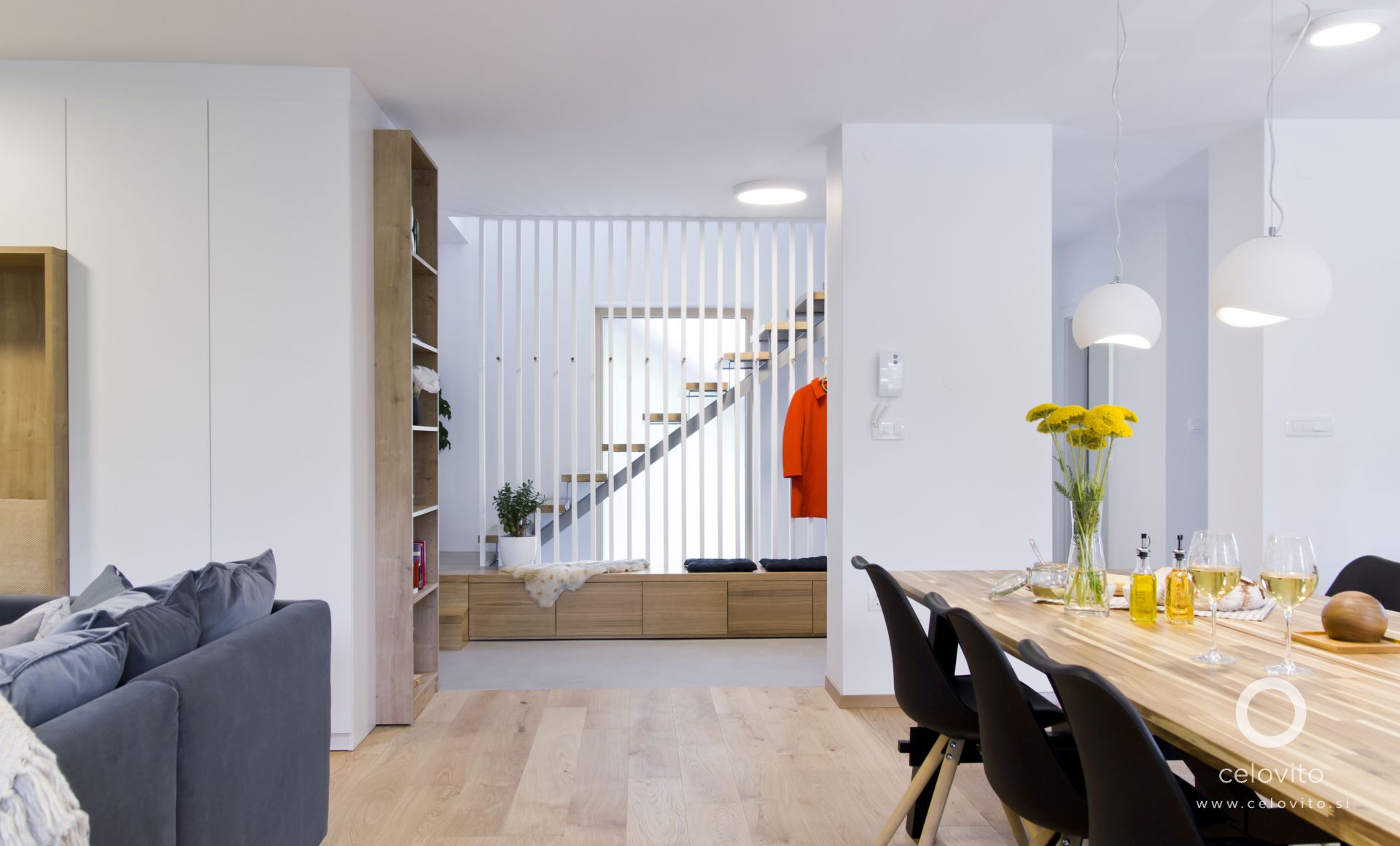 pogled proti stopnišču