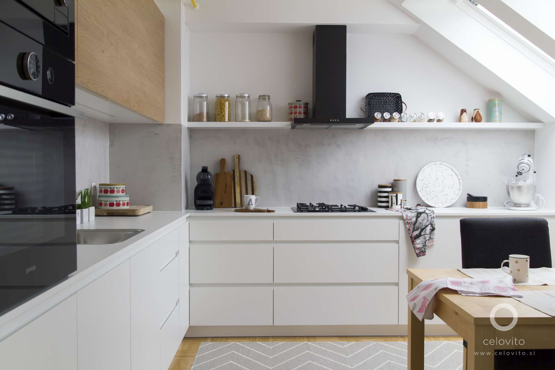 Prenovljena kuhinja Prenovljena kuhinja