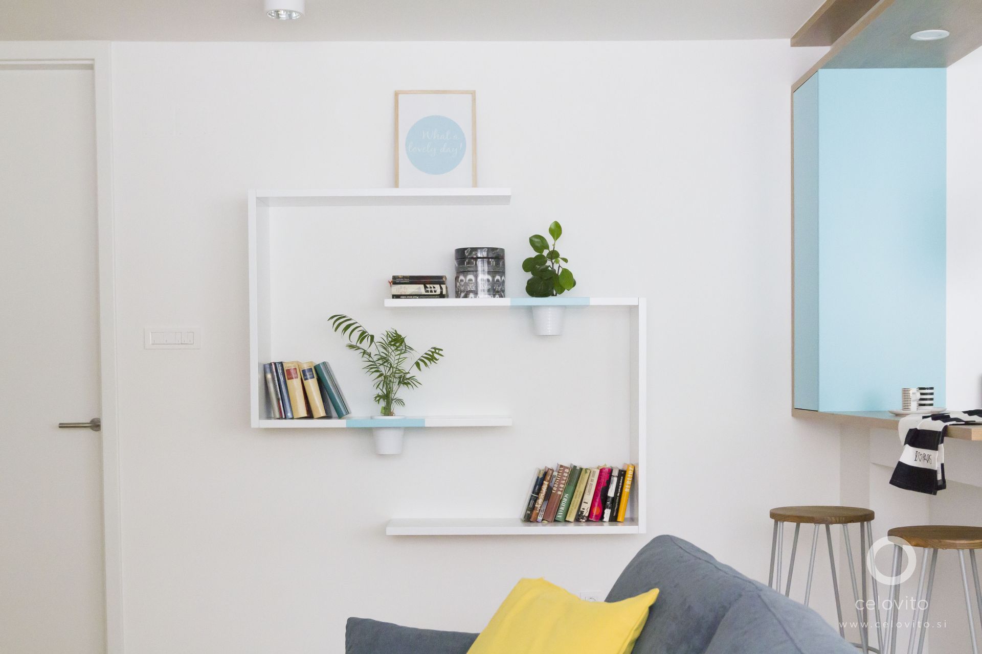 Knjižne police Knjižne police