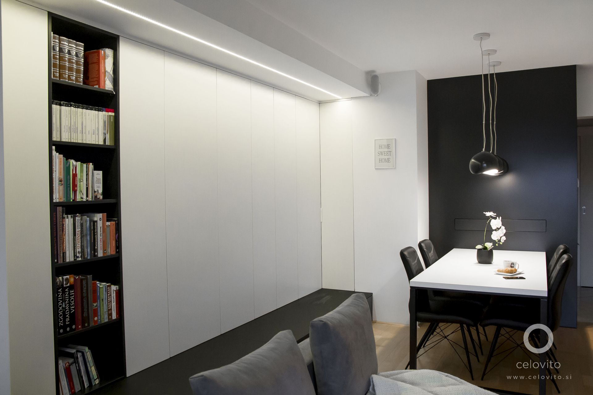 Črno bel dnevni prostor